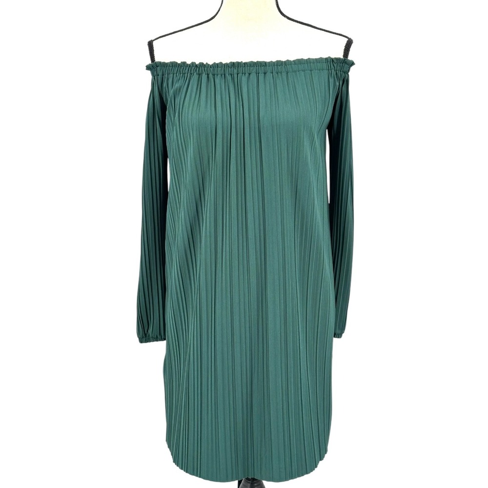 ONE HEART CLOTHING Green Pleated Off-Shoulder A-Line Shift Dress Women's Medium
